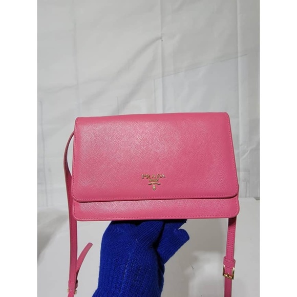 Authentic PRADA Saffiano Lux Metal Flap Wallet with Strap Peonia Geranio - Picture 4 of 16